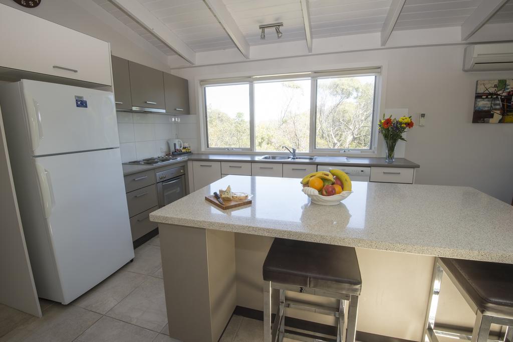The Lakes Beachfront Holiday Park Lake Tyers Beach Exterior photo